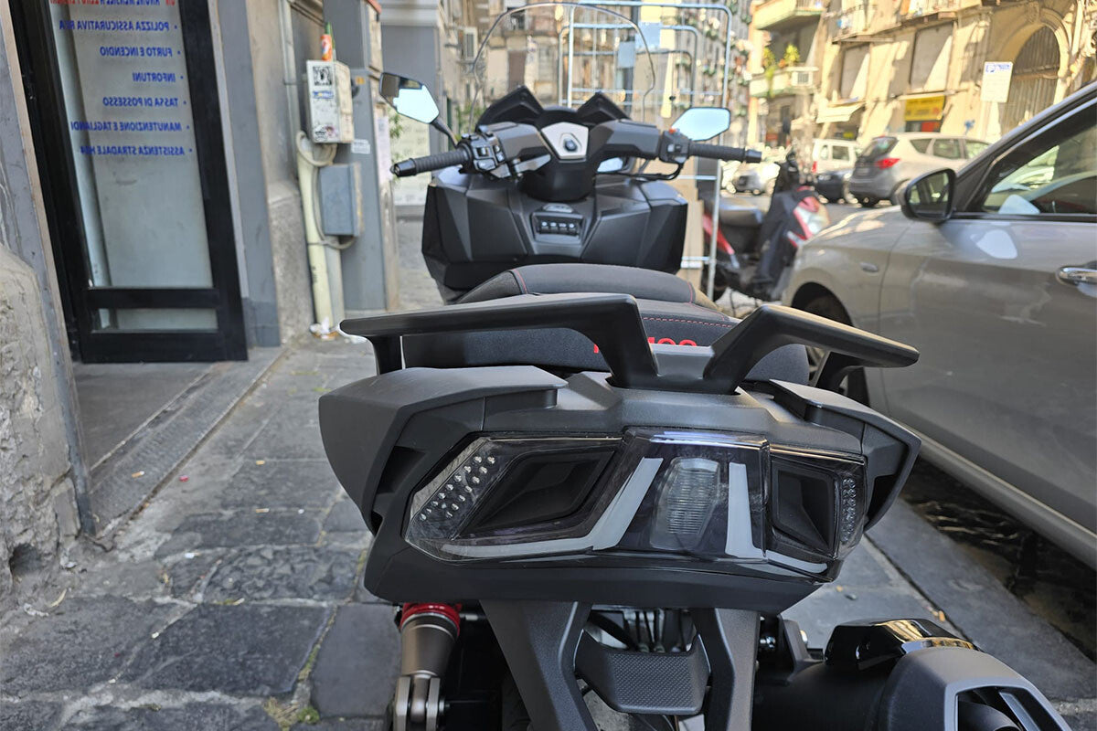 Kymco AK 575 Premium