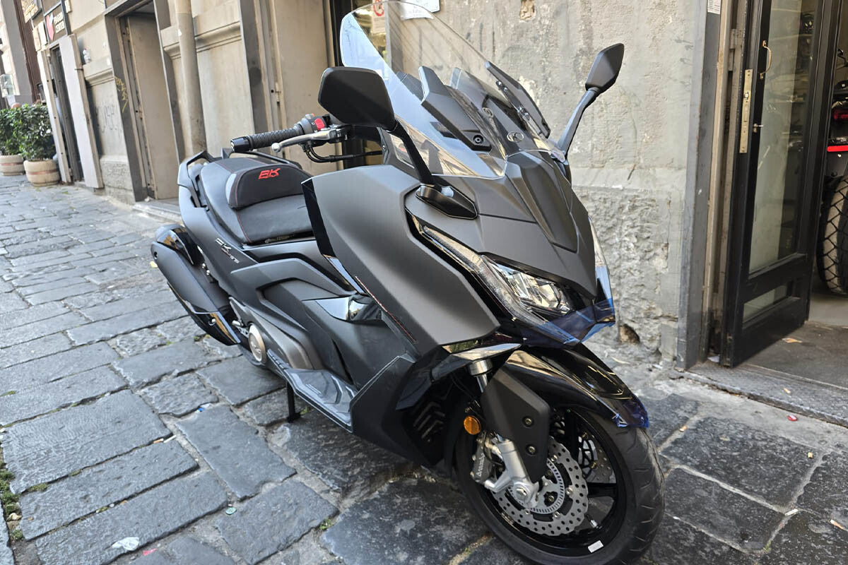 Kymco AK 575 Premium