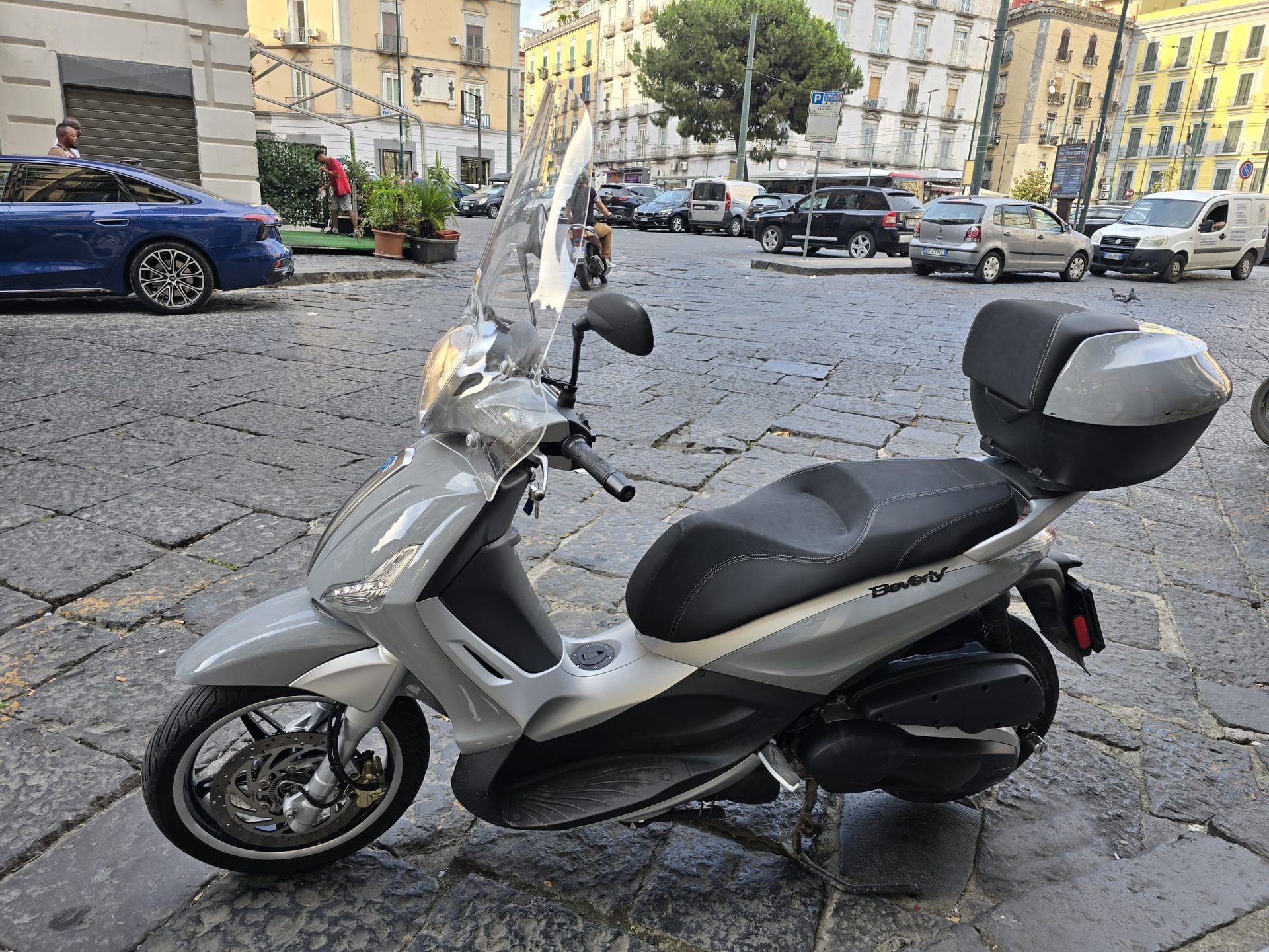 Beverly Tourer 350 usato
