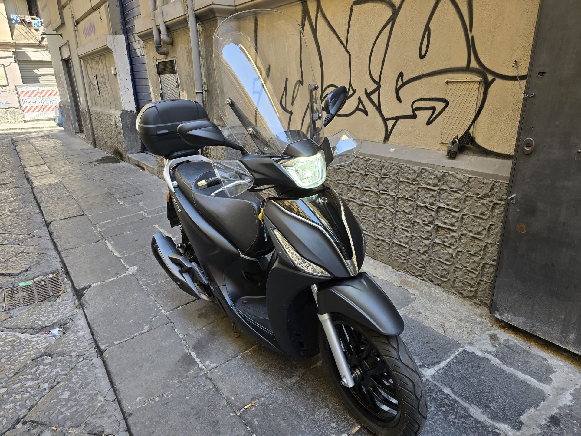 Kymco People S 200 usato
