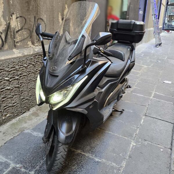 Kymco AK550 usato